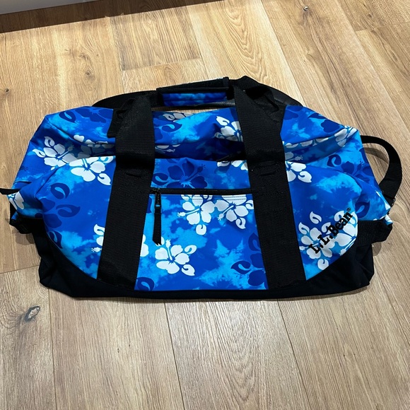 LL BEAN Adventure Duffle Bag Blue Hibiscus Medium 35L Used, Very Good - Picture 1 of 13